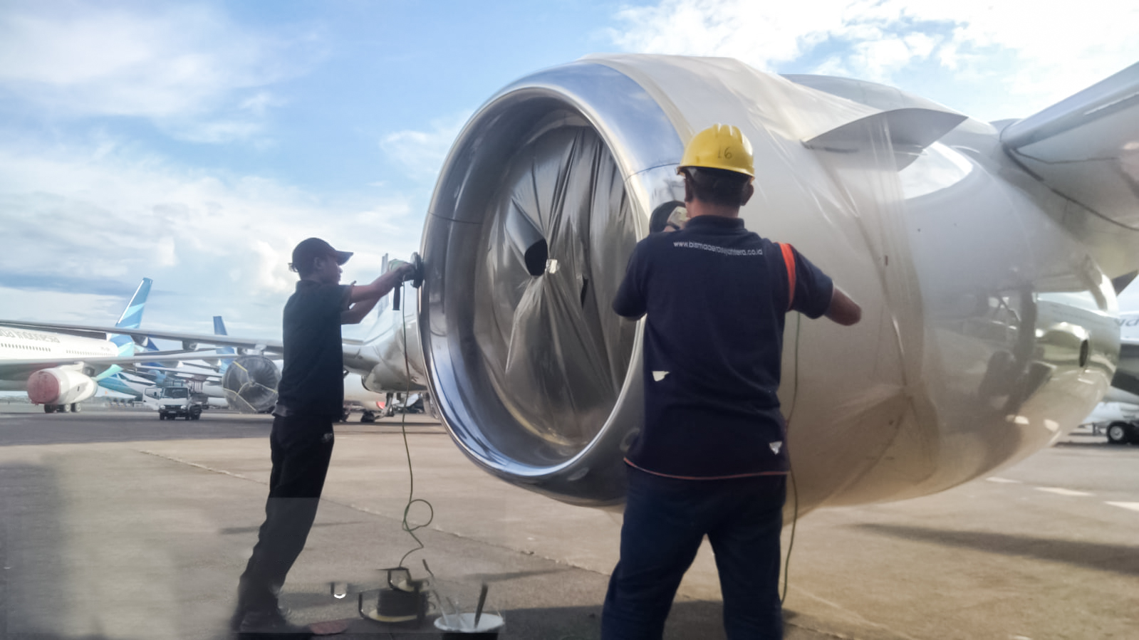 Aircraft Cleaning